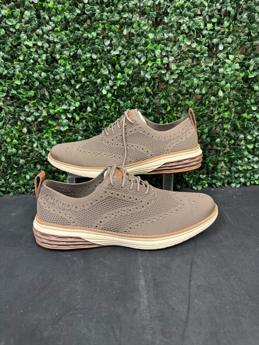 Cole Haan Grand Hurrion Stitchlite Wing Oxford - M10
